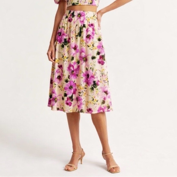 Abercrombie & Fitch Dresses & Skirts - Abercrombie & Fitch Crinkle Flowy Midi Skirt Small Petite Floral Pink Rose Girly